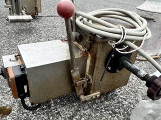 新日海工業 釣り機 24V 250W