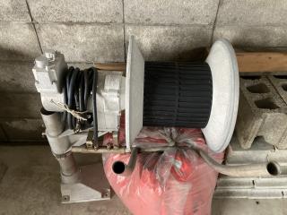 岩崎電機工業 ヤングネットラインホーラー 12V 250W