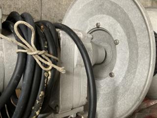 岩崎電機工業 ヤングネットラインホーラー 12V 250W