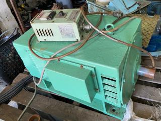 TAIYO TEW22D 30kw発電機と電圧調整器