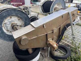 3段ローラー 油圧巻き上げ機