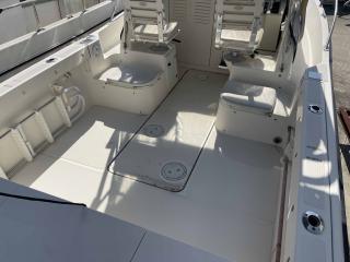 パスートPURSUIT 2470ウォークアラウンド
