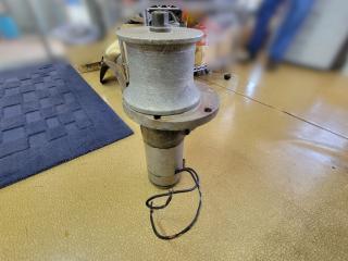 アンカーロ－ラー　岩崎電気工業 TIA.24V.750W