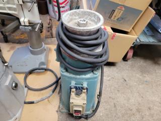アンカーロ－ラー岩崎電気工業. 24V.750W