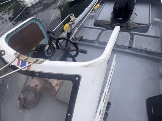 ヤマハ W27EF(FA5) 27f船外機艇