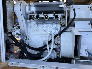 KOHLER 6EKOD 6kw 発電機 サウンドシールド付き