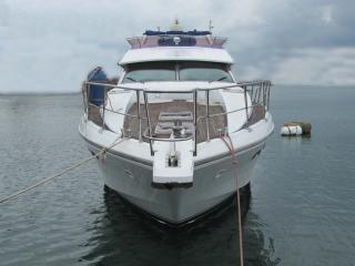 HORIZON YACHTE アンフィニ55セダン