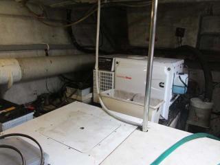 HORIZON YACHTE アンフィニ55セダン