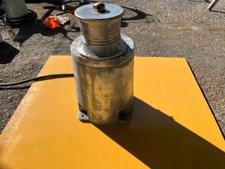  岩崎電気工業ヤングローラー12V500W